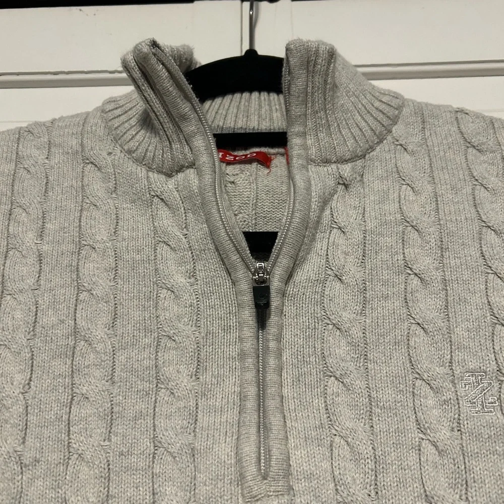 Men's Gray Izod Cable Knit Sweater